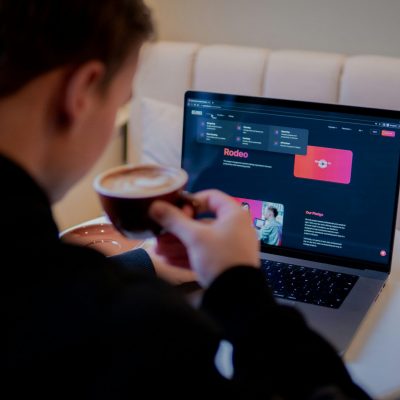 rodeo-project-management-software-UHJ2c5bSjN4-unsplash